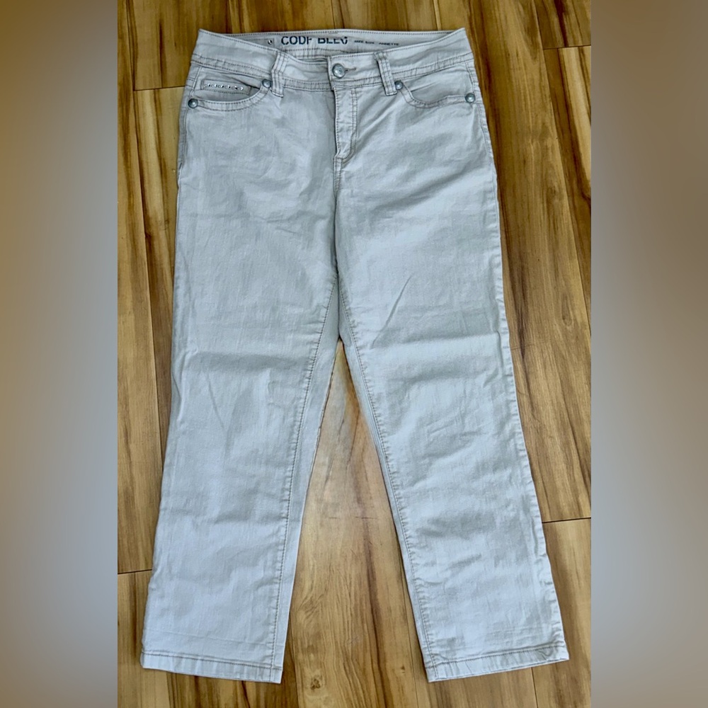 911: CODE BLEU Women’s Jeans - 8/28